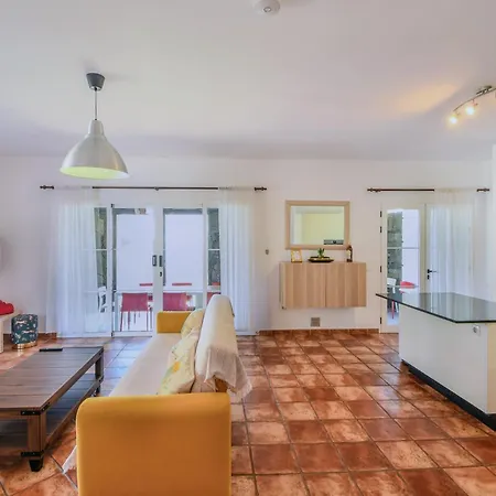 Fedelian 2 Villa