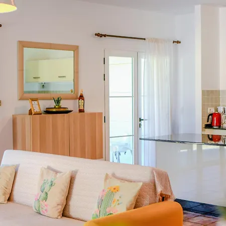 Fedelian 2 Playa Blanca